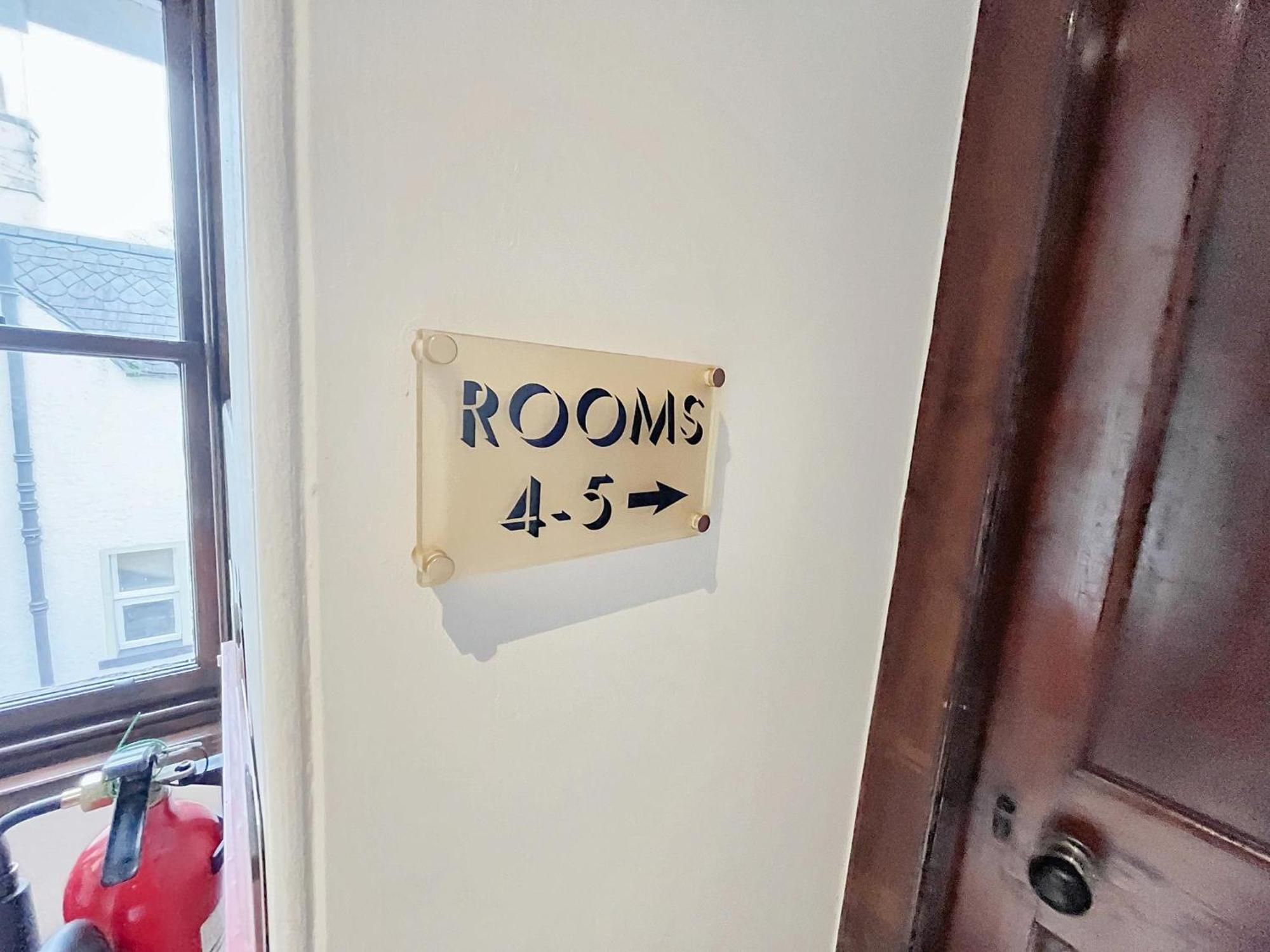 Grey Harlings Rooms แองกัส ภายนอก รูปภาพ
